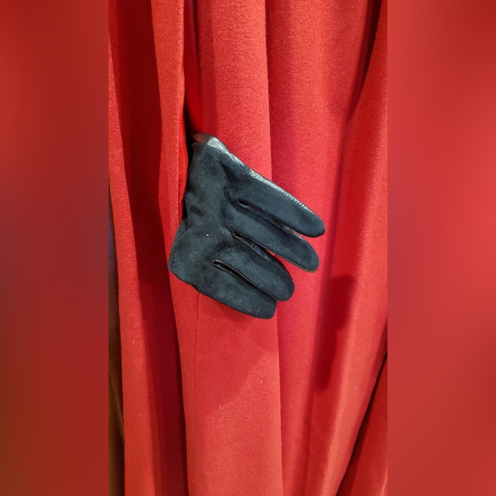VINTAGE Red Merino wool full length satin lined cape One Size - Picture 2 of 10